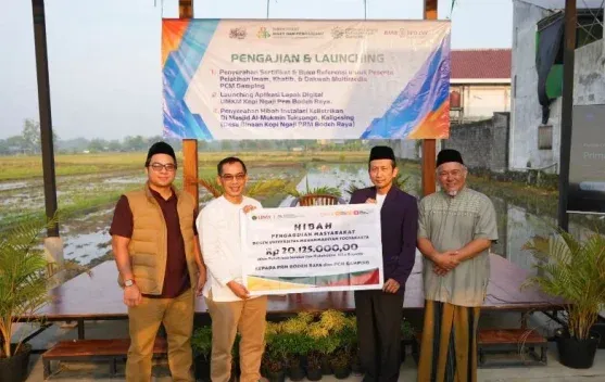 UMY Luncurkan Aplikasi Lapak Digital KoPi Ngaji dan Serahkan Hibah Instalasi Listrik Masjid