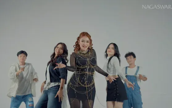 Siti Badriah Rilis Single Baru "Bikin Candu" Usai Vakum
