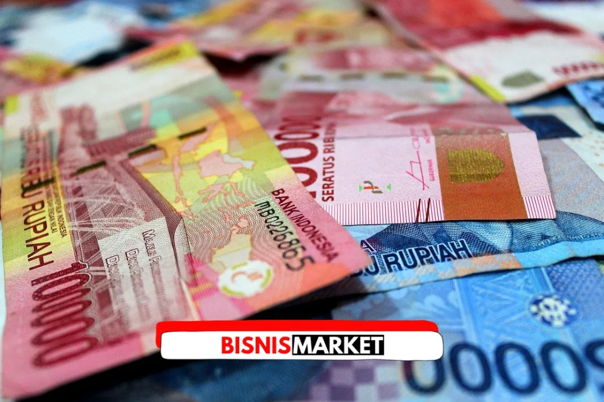 Rupiah Melemah, Bank Diminta Perkuat Likuiditas dan Kendalikan Risiko Valas