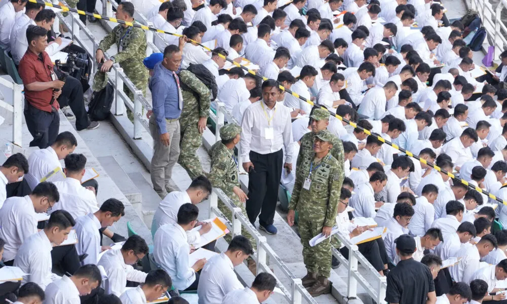 Sekjen Kemhan Tinjau Seleksi SDM KDKMP dan KNMP di Surabaya