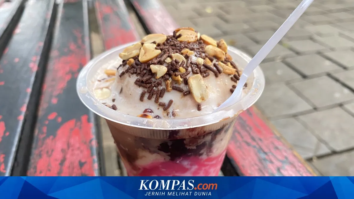 Es Puter yang Bertahan di Trotoar: Resep Turun-temurun, Kenangan Kota, dan Masa Depan Kuliner Tradisional Jakarta