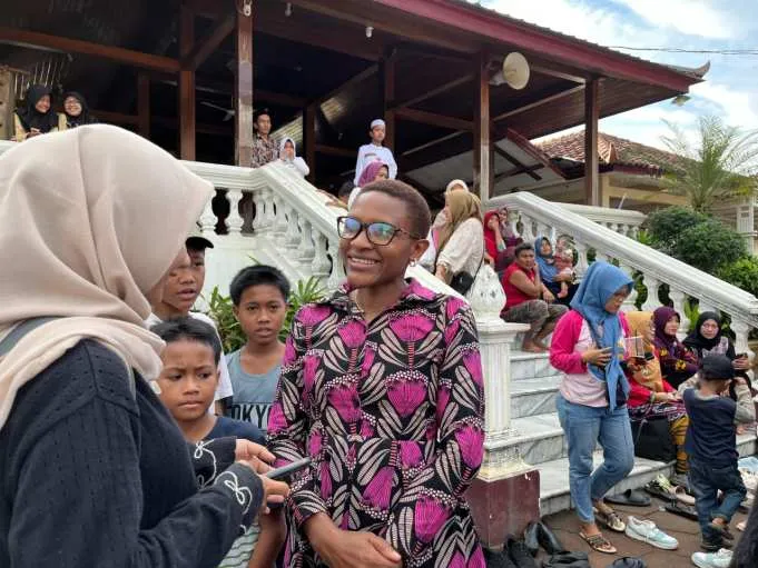 Tradisi Buka Luwur di Jepara Tampilkan Kirab Budaya, Wisatawan Asing Ikut Terpukau
