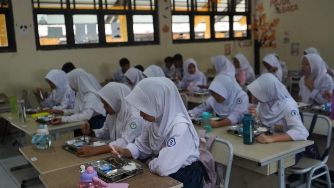 BGN: Susu Belum Wajib dalam Menu Harian MBG, Diberikan Bertahap di Daerah yang Siap
