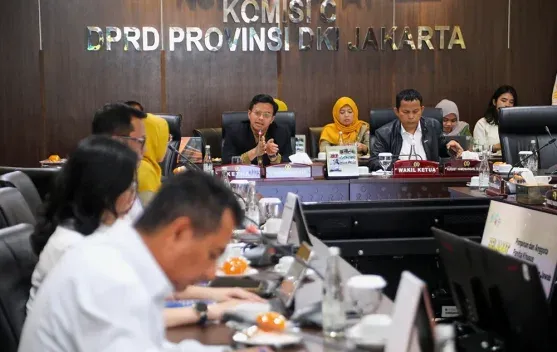 Pansus CSR DPRD DKI Soroti Transparansi dan Prioritas Penyaluran CSR BUMD