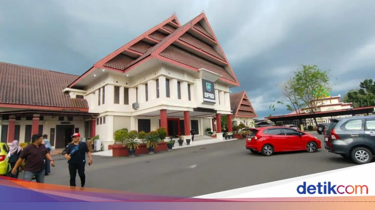 Kajari Pangkep Minta 21 Istri Anggota DPRD Batalkan Agenda ke Bali yang Disebut Gunakan APBD