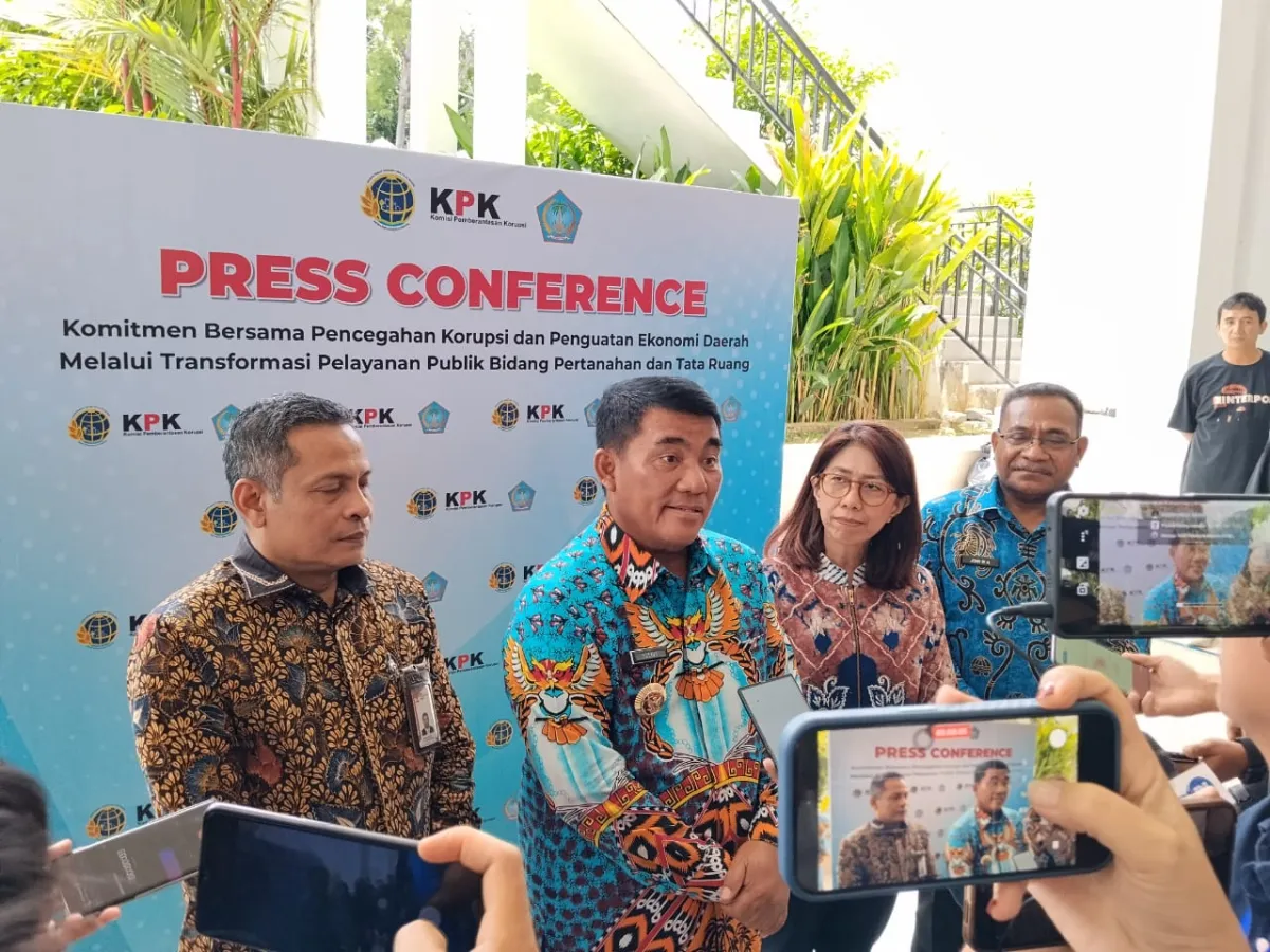 KPK dan ATR/BPN Gelar Rakor di Manado, Kepala Daerah se-Sulut Teken Komitmen Cegah Korupsi Pertanahan