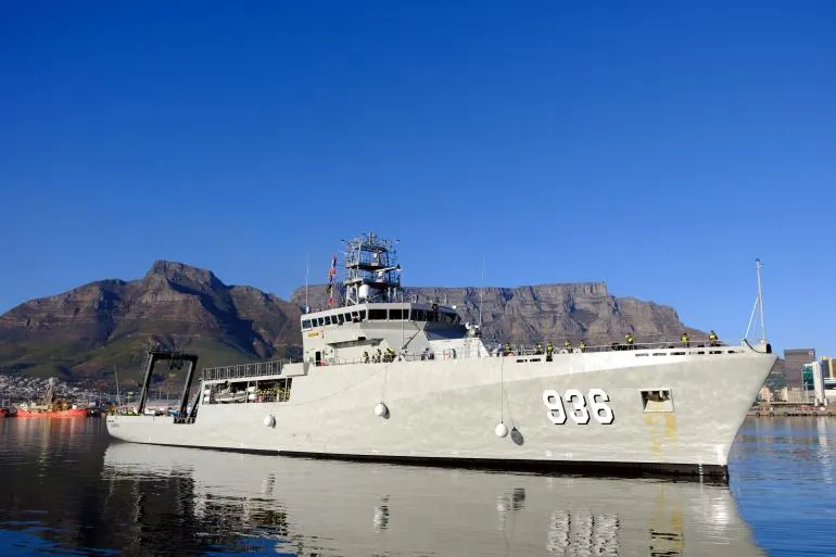 KRI Canopus-936 Singgah di Cape Town, Bawa Misi Survei Laut dan Diplomasi Maritim