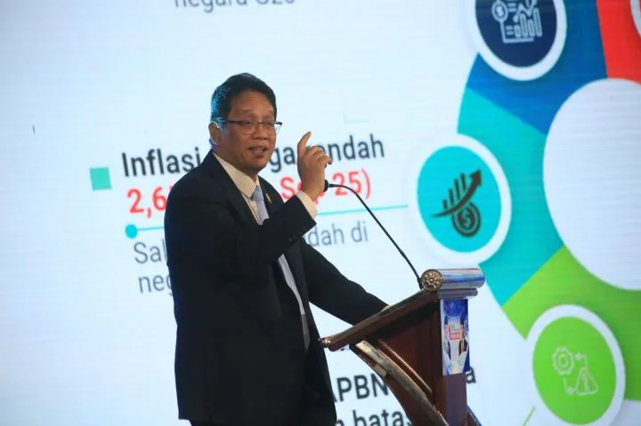 Purbaya: Daya Beli Selama Ramadan Terjaga, Ekonomi Diproyeksi Tumbuh 5,7%