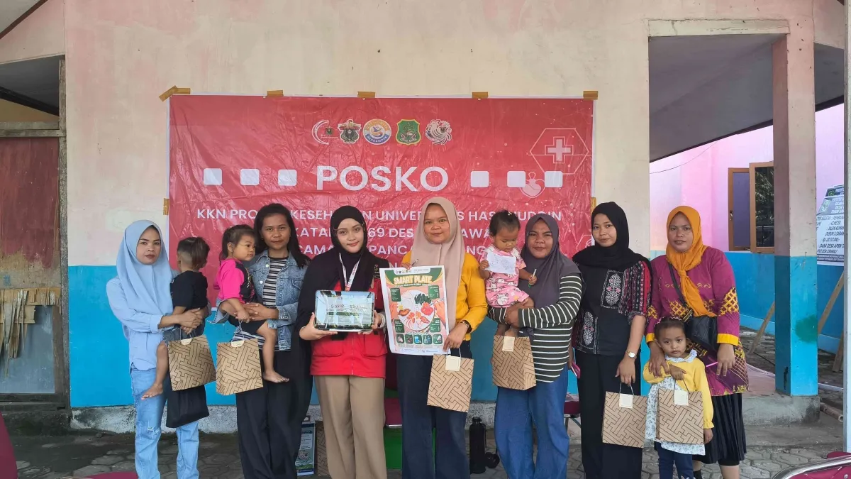 Mahasiswi KKN-PK Unhas Beri Edukasi Gizi Seimbang “Isi Piringku” di Desa Corawali