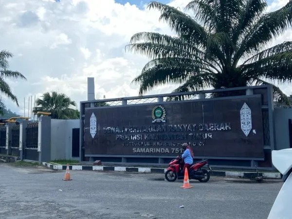BEM KM Unmul Soroti Dinamika Hak Angket DPRD Kaltim dan Minta Pemeriksaan Dibuka ke Publik