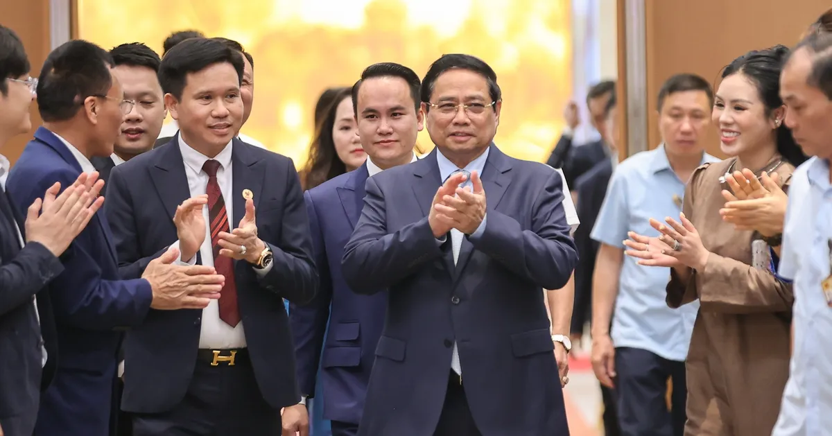 PM Pham Minh Chinh Dorong Pertumbuhan Dua Digit, Tekankan Peran Kunci Dunia Usaha
