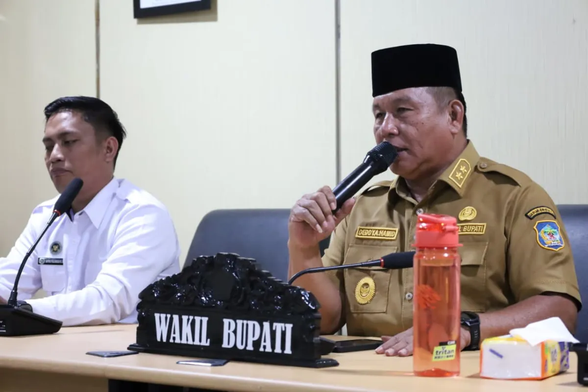 Wabup Deddy Pimpin Evaluasi MBG, Tekankan Transparansi dan Pemanfaatan Produk Lokal