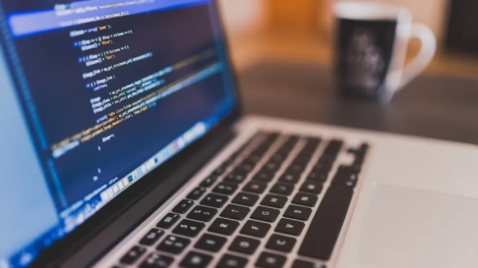 Survei Dicoding: 90% Developer Rasakan Produktivitas Naik hingga Lebih dari 50% Berkat AI Generatif