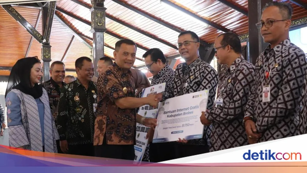 Delapan Desa di Brebes Terima Layanan Internet Gratis untuk Perluas Akses Informasi dan Ekonomi Digital