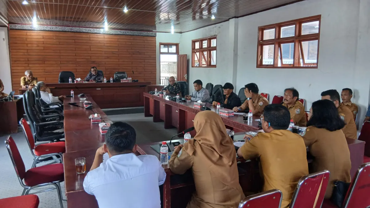 DPRD Tapanuli Utara Soroti Legalitas dan Transparansi Pembangunan SPPG di Pangaribuan