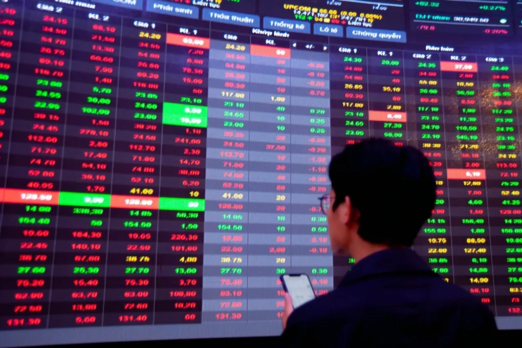 VN-Index Anjlok Hampir 60 Poin, Tekanan Jual Menyapu Saham Kapitalisasi Besar