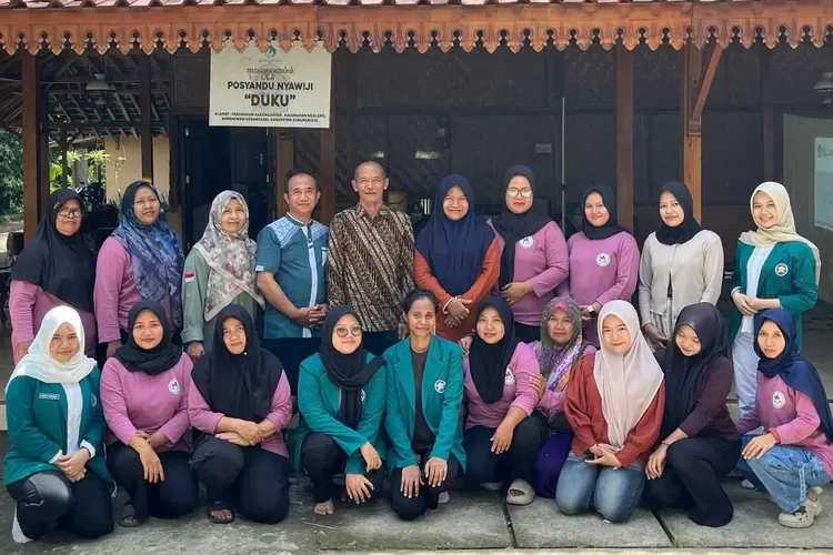 Posyandu Nyawiji Gedangsari Latih Kader Gunakan Aplikasi KMS Offline untuk Pencegahan Stunting
