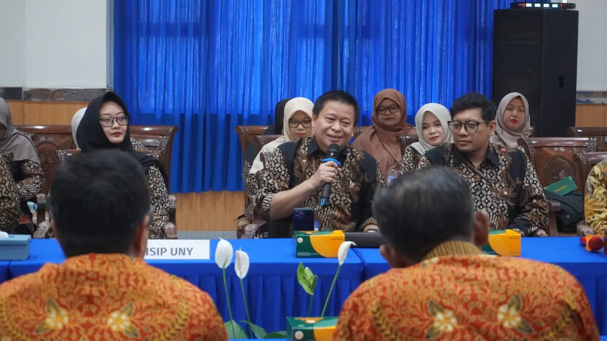 FISIP UNNES Terima Kunjungan Benchmarking UNY, Bahas Riset, Publikasi Ilmiah, dan Tata Kelola Fakultas