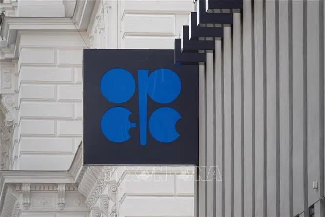 Sorotan Ekonomi Global: UEA Tinggalkan OPEC, Krisis Chip Memori Tekan Pasar Smartphone, Musk vs OpenAI Masuk Pengadilan