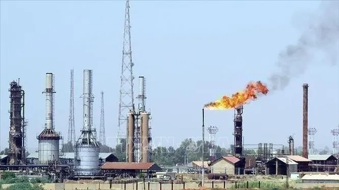 Sorotan Ekonomi Global 9 April 2026: Minyak Jatuh, Tarif Aluminium AS Dipertahankan, Kebangkrutan Jepang Naik