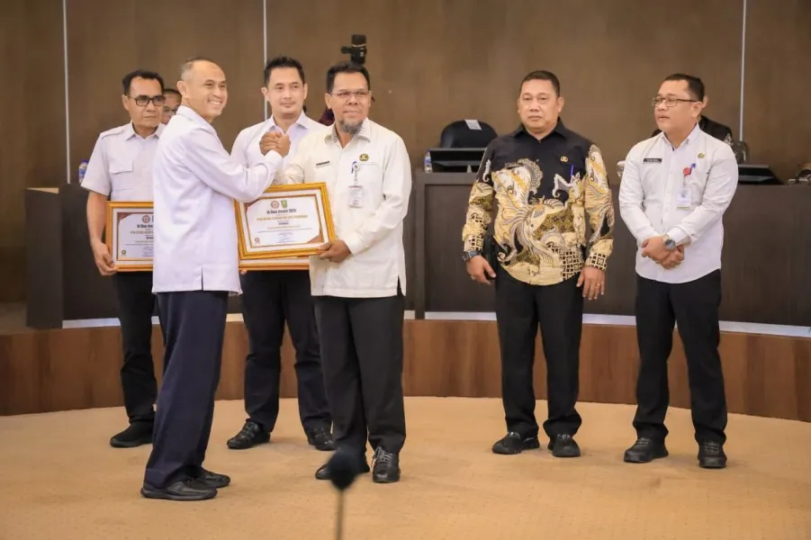 KI Riau Umumkan Hasil Monev Keterbukaan Informasi 2025, Pekanbaru Raih Kualifikasi Informatif