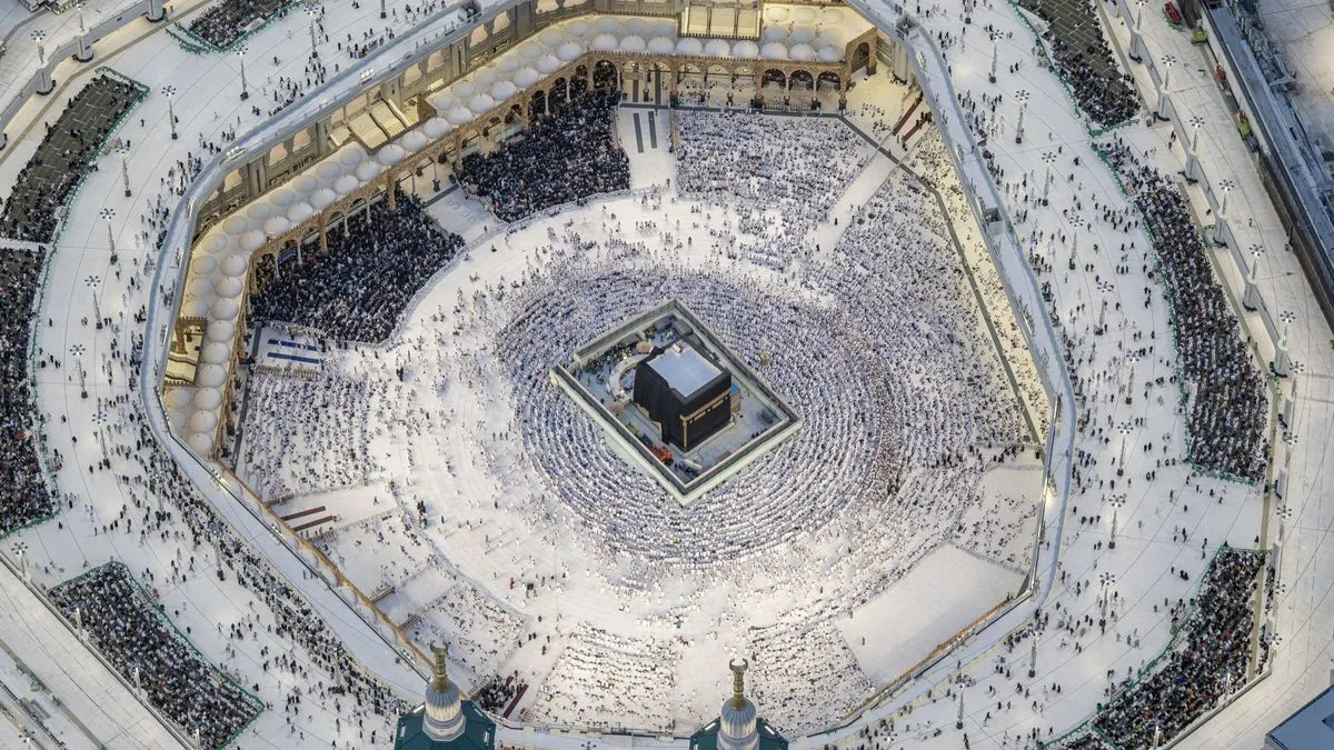 Kabar Denda 10.000 Riyal karena Foto-Video di Masjidil Haram Disebut Hoaks