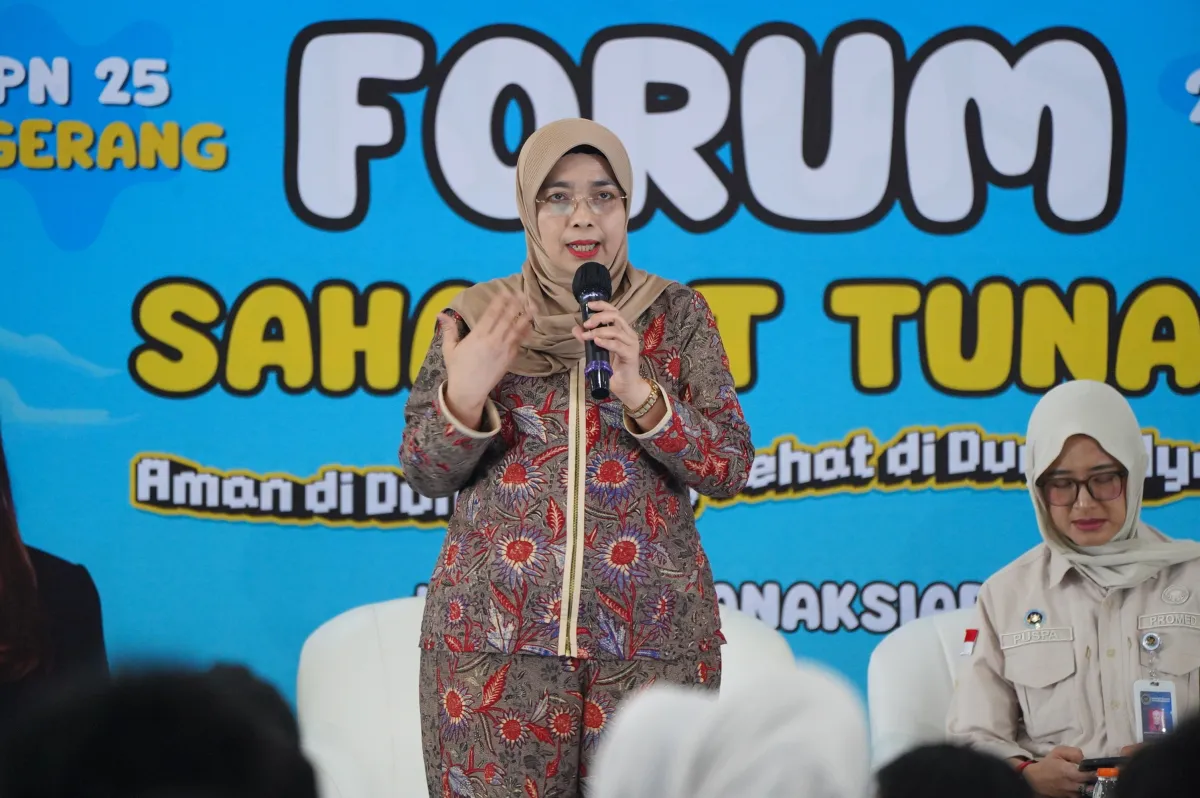 Dokter Anak Ingatkan Dampak Penggunaan Gadget Berlebihan pada Remaja di SMPN 25 Tangerang
