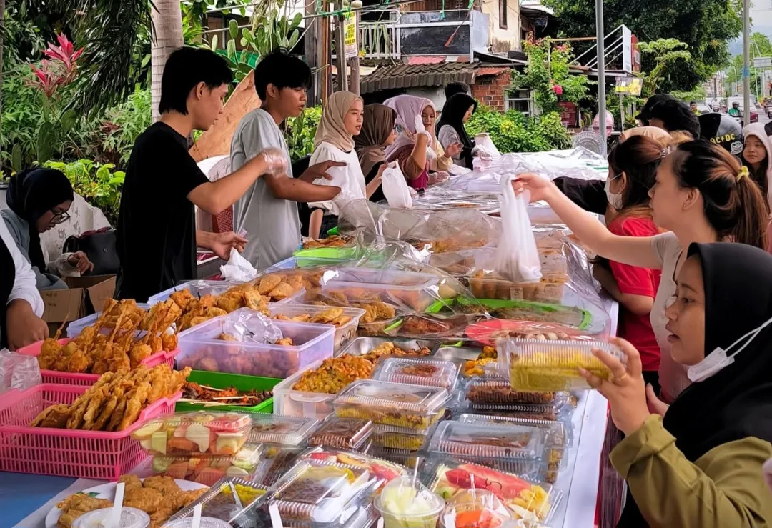 Riset Dosen ABK Primaniyarta: Digital Marketing Dinilai Kian Penting bagi UMKM Kuliner di Manado