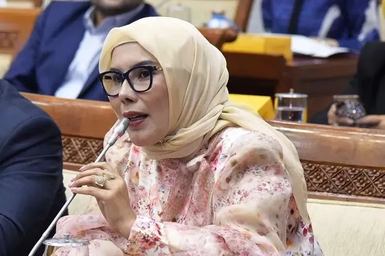 Okta Kumala Dewi Minta Diplomasi Diperkuat di Tengah Memanasnya Ketegangan Selat Hormuz