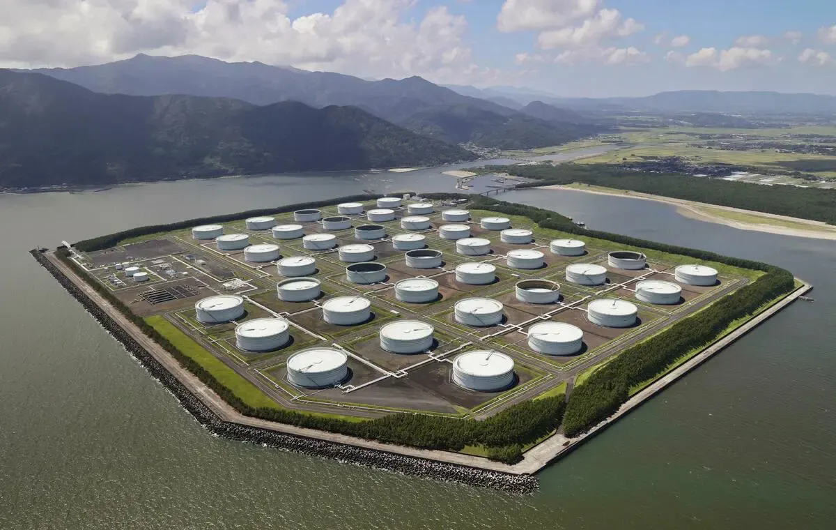 Jepang Mulai Lepas Tambahan Cadangan Minyak Strategis per 1 Mei
