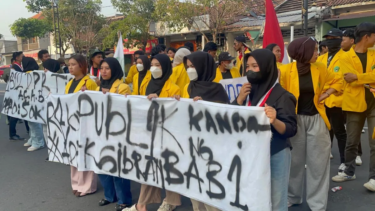 Aliansi Mahasiswa di Jombang Demo DPRD, Tuntut Transparansi Data dan Langkah Hadapi Tekanan Ekonomi