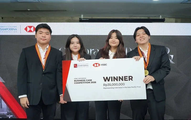 Sampoerna University Menjuarai HSBC Indonesia Business Case Competition 2026