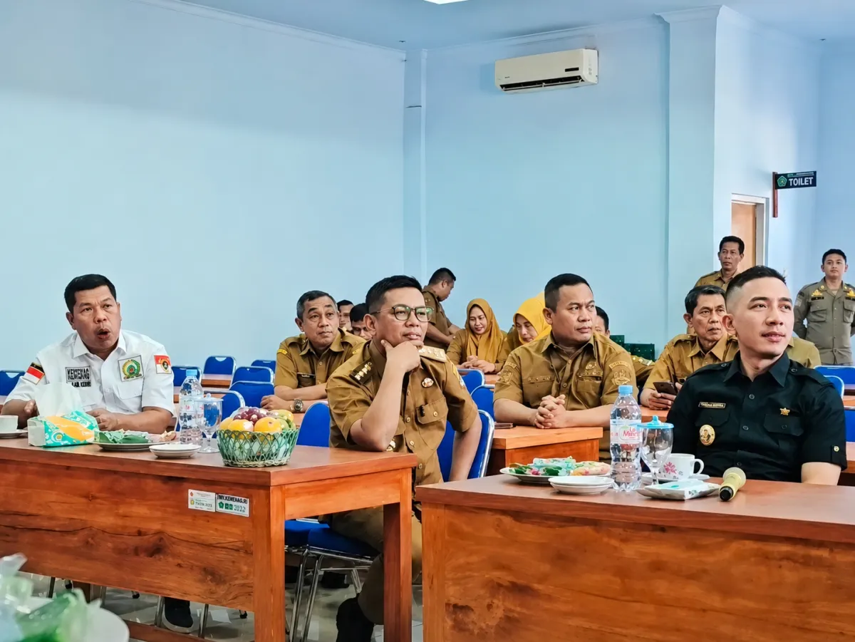 Gubernur Banten Tinjau SPMB di SMAN 1 Rangkasbitung, Tekankan Transparansi dan Keadilan