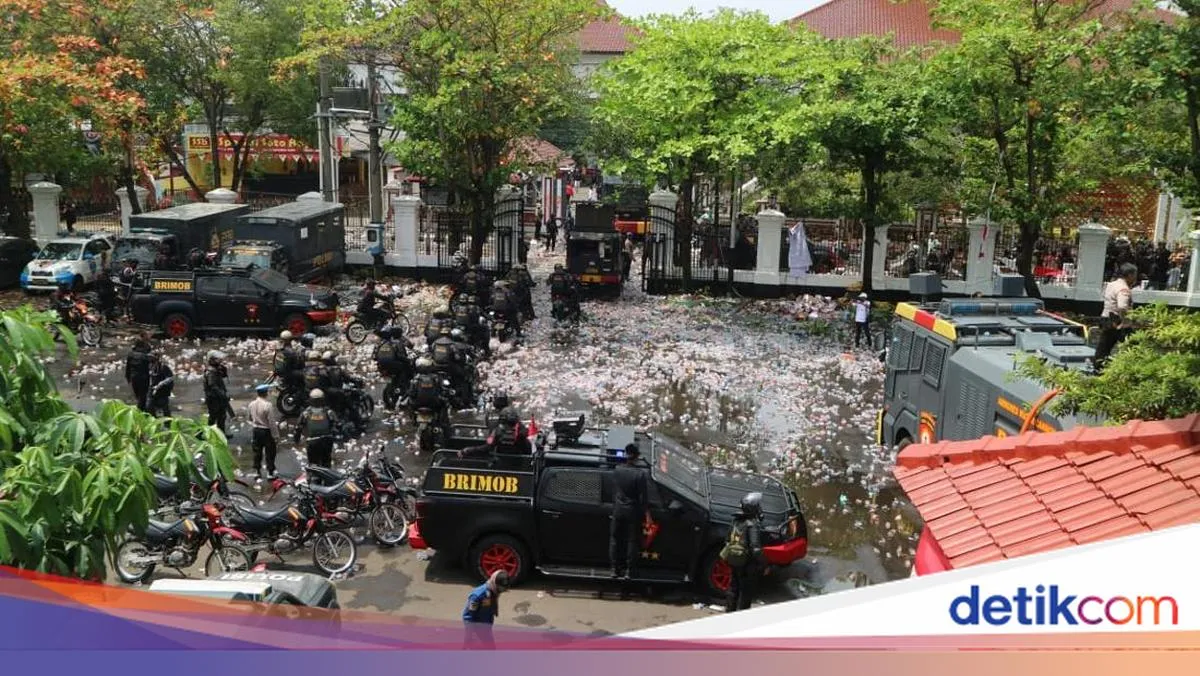 Klaim Dua Polisi Tewas Saat Mengamankan Demo di Pati Disebut Hoaks