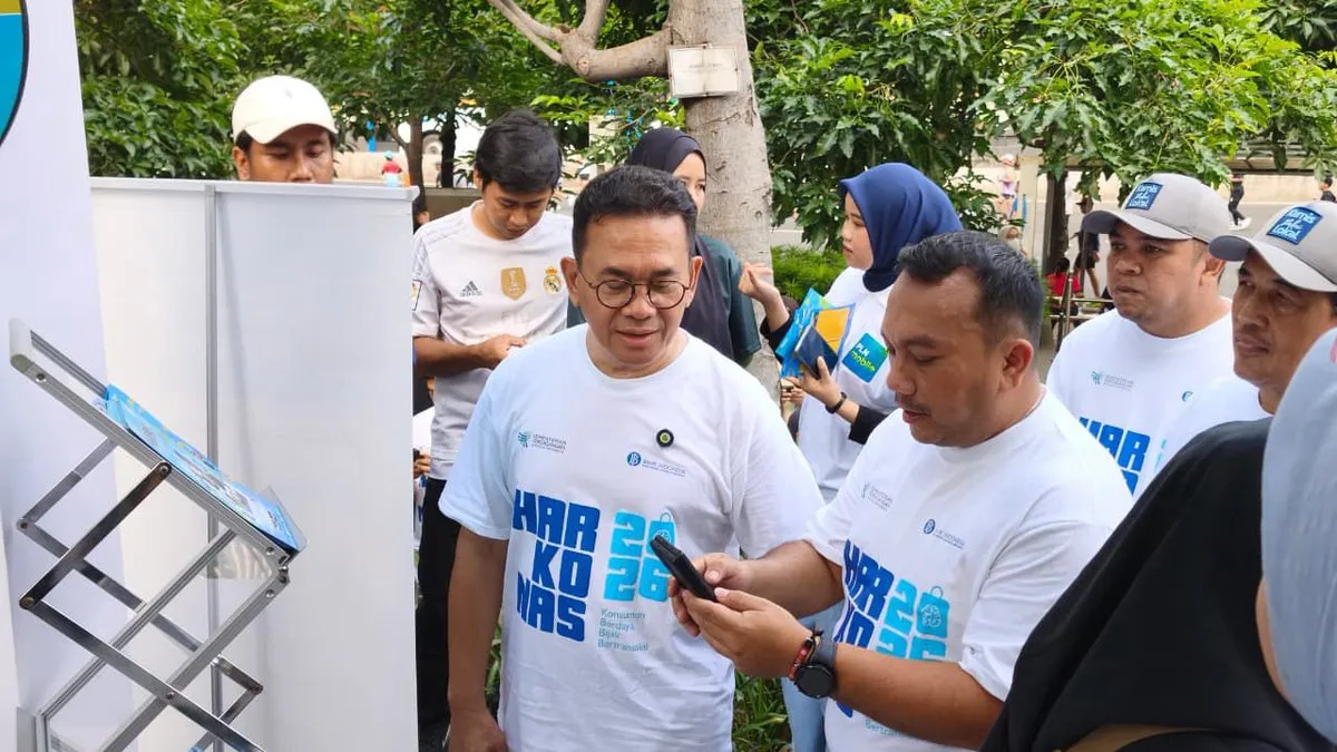 Menteri Perdagangan Budi Santoso Menjajal PLN Mobile di Harkonas 2026