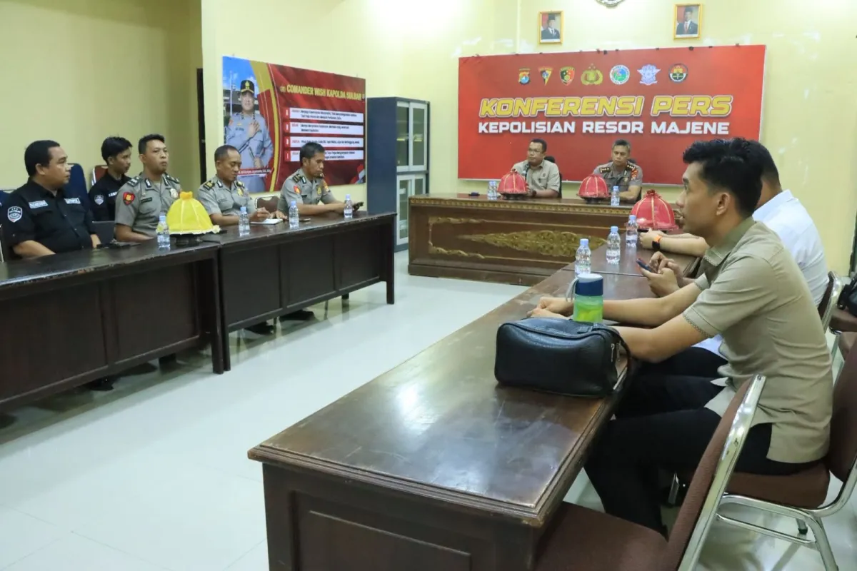 Divisi Hukum Polri Beri Asistensi SISDIVKUM dan JDIH di Polres Majene