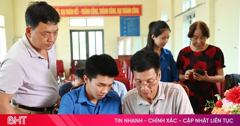 Ha Tinh Percepat Popularisasi Aplikasi i-HaTinh, Dorong Interaksi Digital Warga-Pemerintah