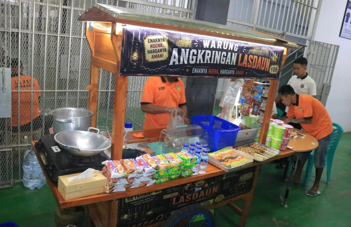Angkringan Lasdaun 106 Hadir di Blok Brawijaya Lapas Pemuda Madiun, Warga Binaan Nikmati Kuliner dan Hiburan Musik