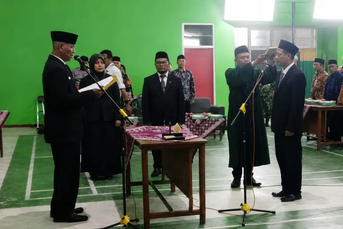 Ahmad Mubarok Dilantik sebagai Kaur Danarta Kalurahan Imogiri