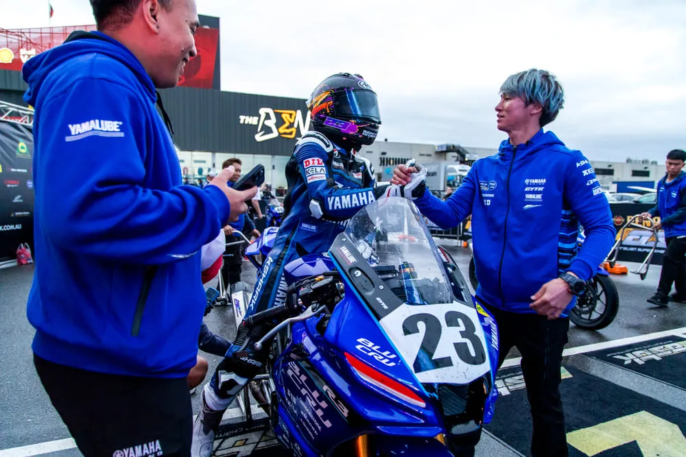 Sabian Fathul Ilmi Menangi Race 1 Seri 2 Yamaha R3 BLU CRU Asia-Pacific Championship di Australia