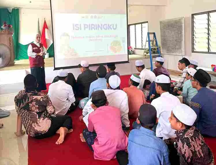 Mahasiswa Gizi UIN Sumut Gelar Edukasi “Isi Piringku” saat KKN Internasional di Selangor, Malaysia