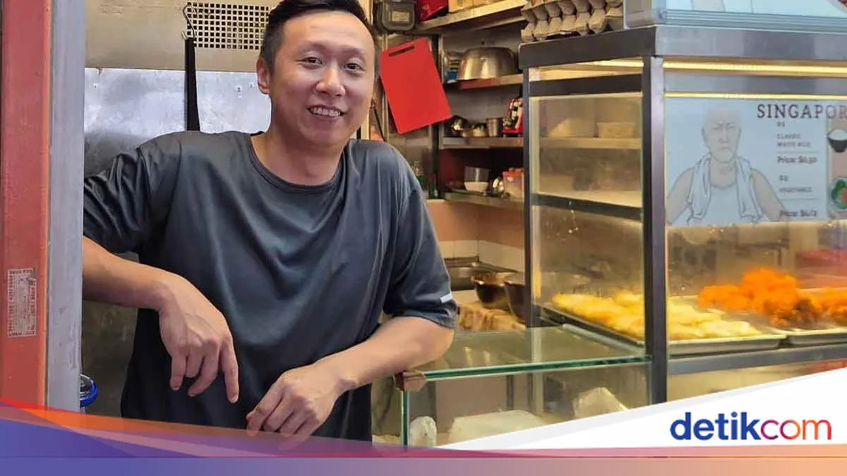 Mantan Sopir Taksi Online Buka Kedai Nasi Kari Hainan di Chinatown, Kini Ramai Pembeli