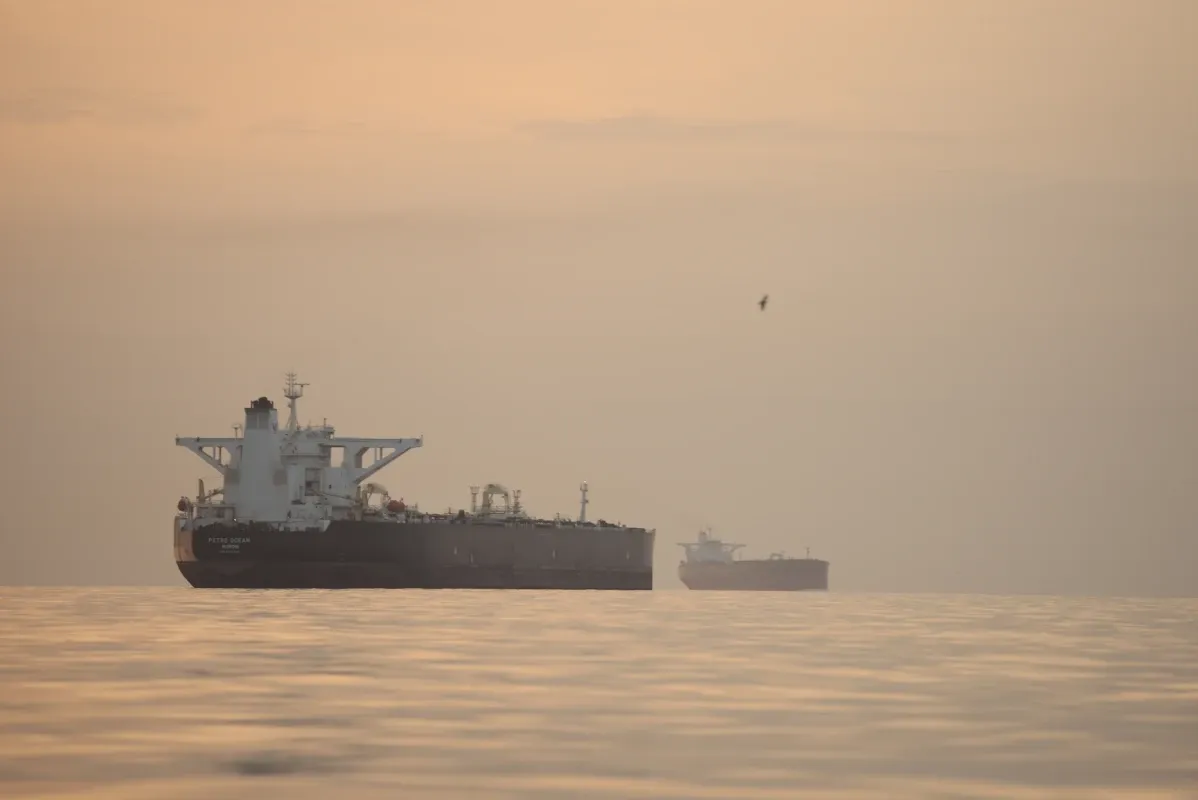 Iran Soroti Kabel Internet Bawah Laut di Selat Hormuz, Muncul Kekhawatiran Gangguan Data Global