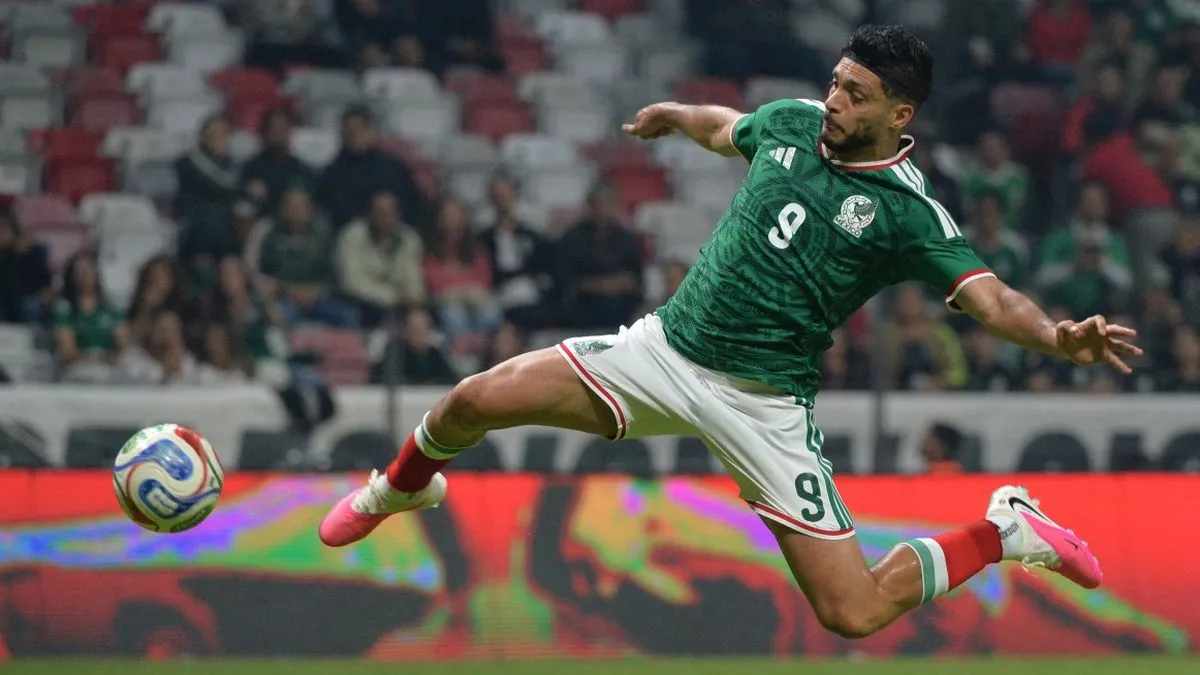 Klaim Raul Jimenez Dedikasikan Selebrasi Gol untuk Messi Disebut Hoaks