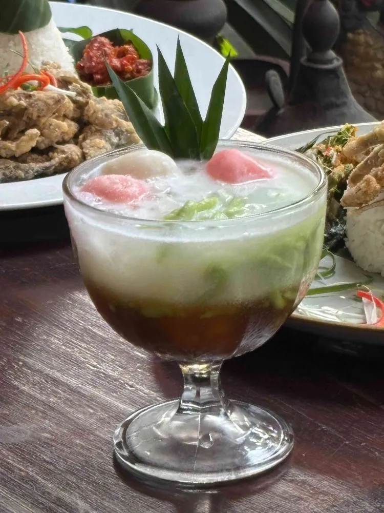 The Colony Restaurant di Hotel Tugu Blitar Hadirkan Street Food Khas Blitar dalam Suasana Heritage