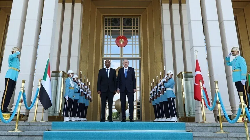 Kunjungan al-Burhan ke Ankara Dinilai Perluas Ruang Diplomatik Sudan di Tengah Perang