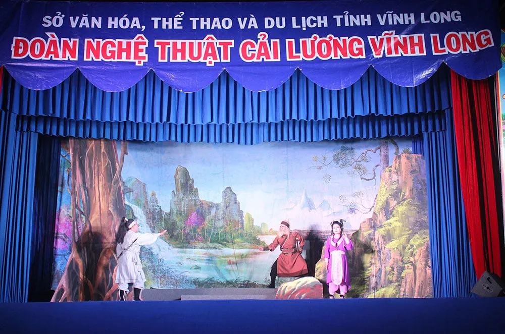 Vinh Long Gelar Pertunjukan Musik Rakyat untuk Peringati 114 Tahun Kelahiran Pham Hung