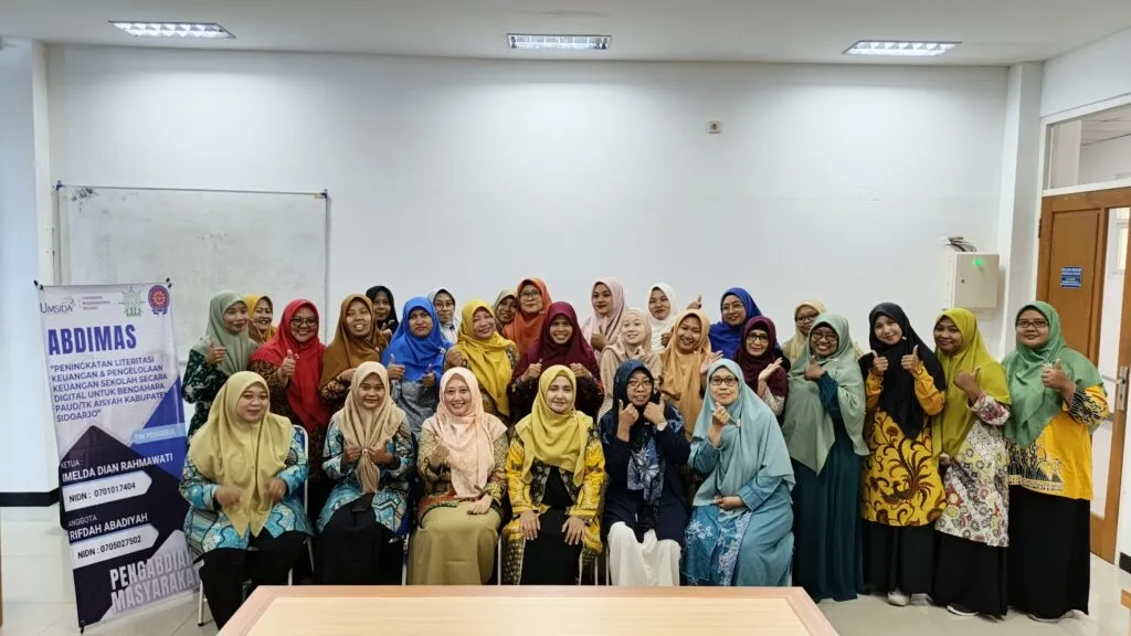 Tim Abdimas Umsida Beri Pelatihan Pengelolaan Keuangan Sekolah Digital untuk Bendahara PAUD/TK Aisyiyah Sidoarjo