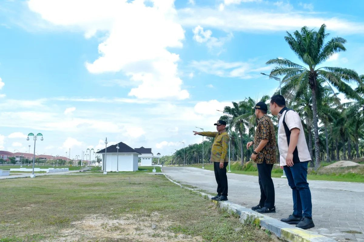 Pemkab Sergai Tinjau Penataan Alun-alun, Siapkan 30 Unit Lapak UMKM dan Bangun TPT