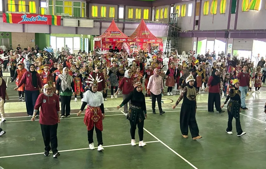 Dispopar Bontang Buka Lomba Dance Kreasi Pelajar, Soroti Pengaruh Gadget pada Anak dan Remaja